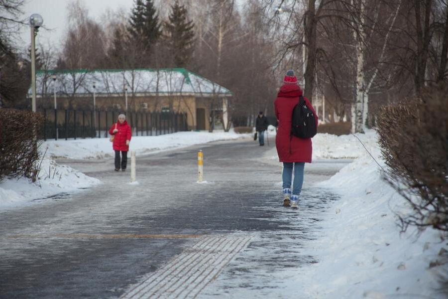 Погода на 7 дней в набережных челнах. Гололед в Набережных Челнах. Погода в наб Челнах на неделю. Когда выпадет снег в Набережных Челнах 2022. Погода Набережные Челны на 14 дней.