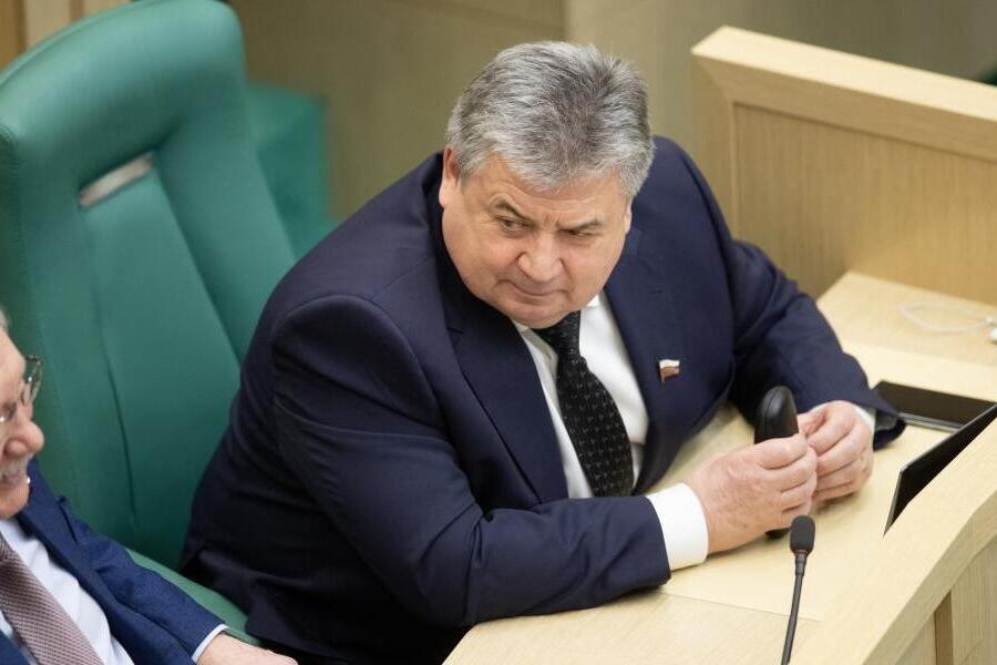Прошлый мэр Елабуги Геннадий Емельянов попал в реанимацию после ДТП - quot;Вести КАМ
