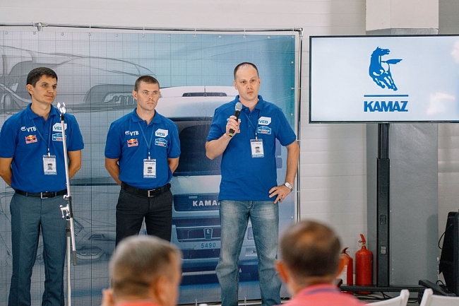 Тест-драйв автомобилей КАМАЗ-5490 в Казани 11 августа 2017 года 
